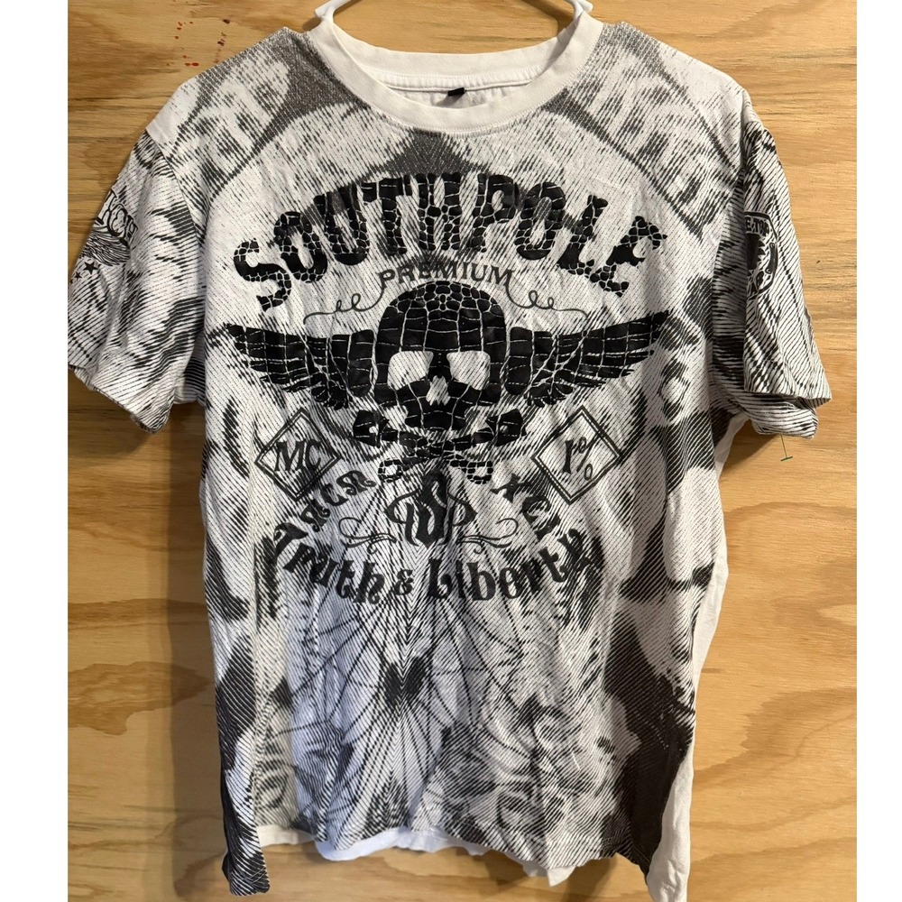 Southpole Premium Men's Medium Y2K Skull Wings Graphic Tshirt Cyber Grunge